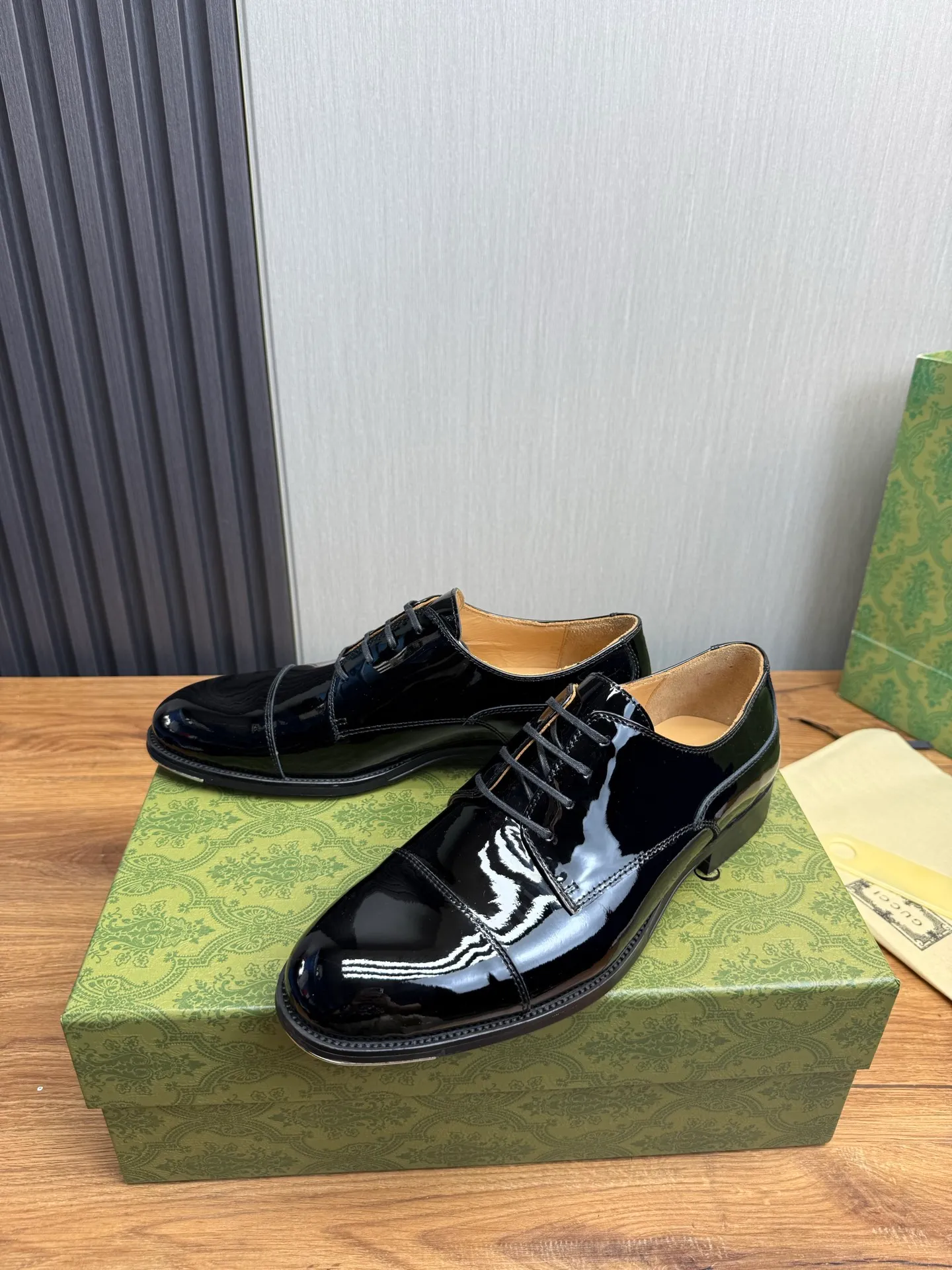 Men's shoes 💰680💰 GUCCI Gucci. Men's business casual leather shoes, all made of imported original brand leather, just to create a more comfortable wearing experience. Upper: original cowhide + imported cowhide lining, original non-slip and wear-resistant outsole ✔️36-45 (38.45 non-refundable)